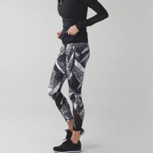 LULULEMON Black and White  Women's Leggings